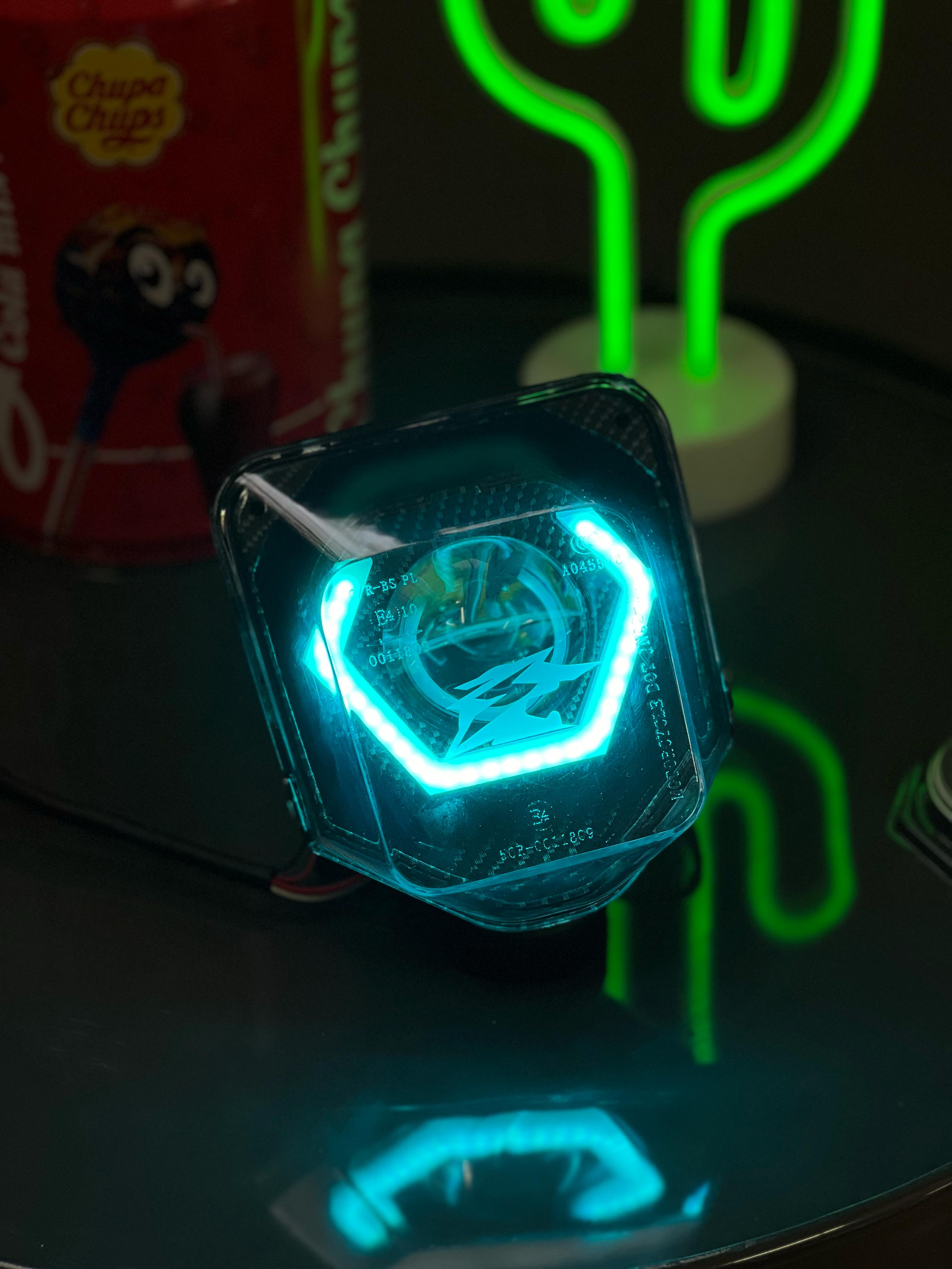 SICKMOTOS LED Scheinwerfer Glow Beam RGBW V4  Hexagonal - Husqvarna Models