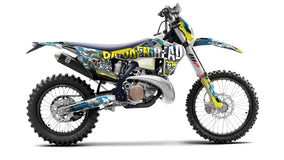 SickMotos Styles Graphics KIT Broken Head “Bavarian Patriot” Edition Husqvarna TE FE 125-501 2020-2023