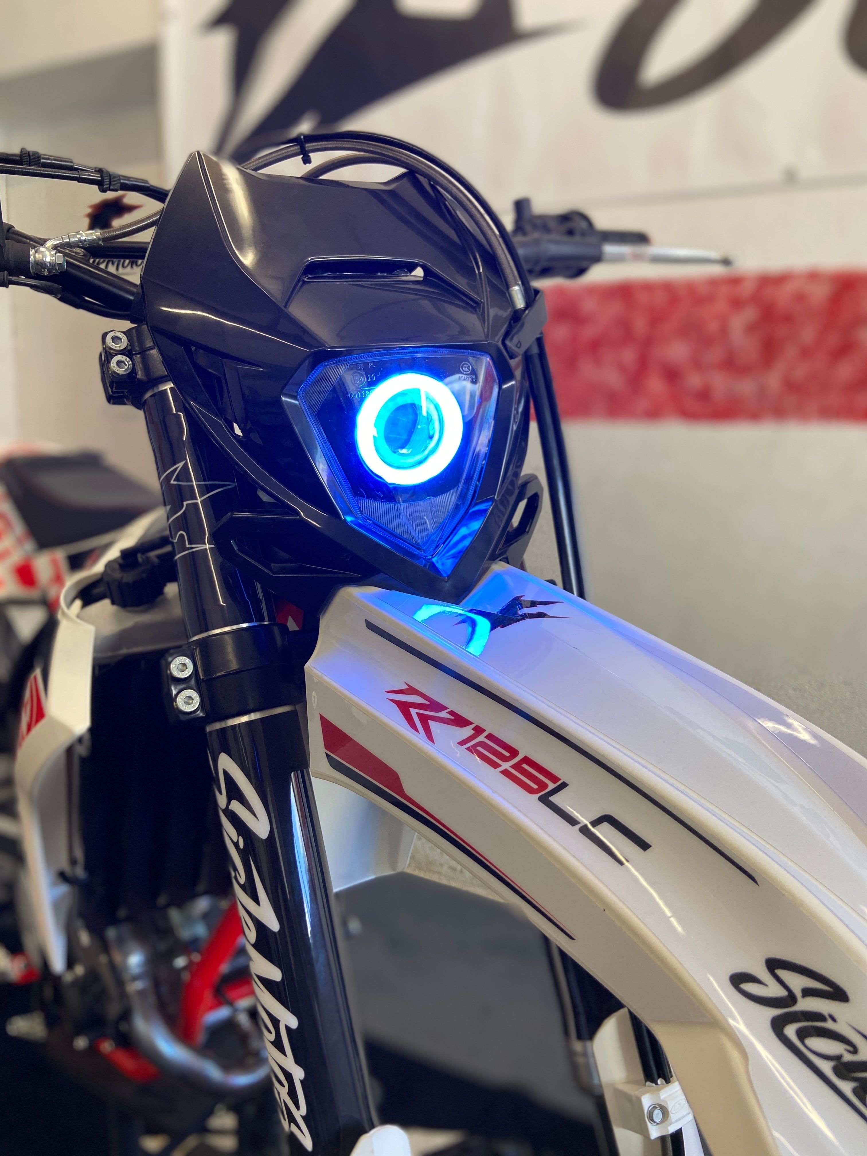 SICKMOTOS LED Scheinwerfer Angel Eye RGBW V5 HIGH POWER - Beta
