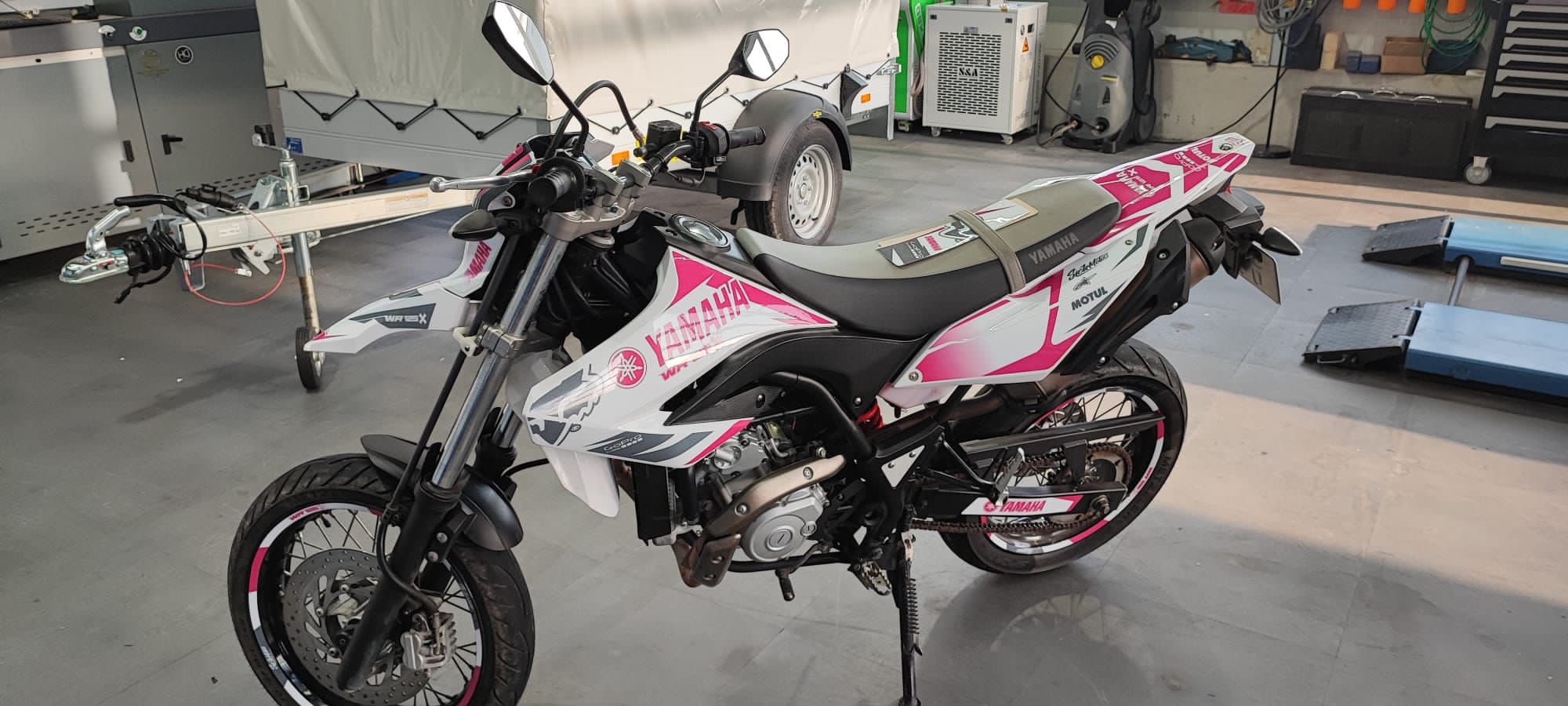 SickMotos Styles Graphics KIT Pink Princess Edition Yamaha WR 125 X (R